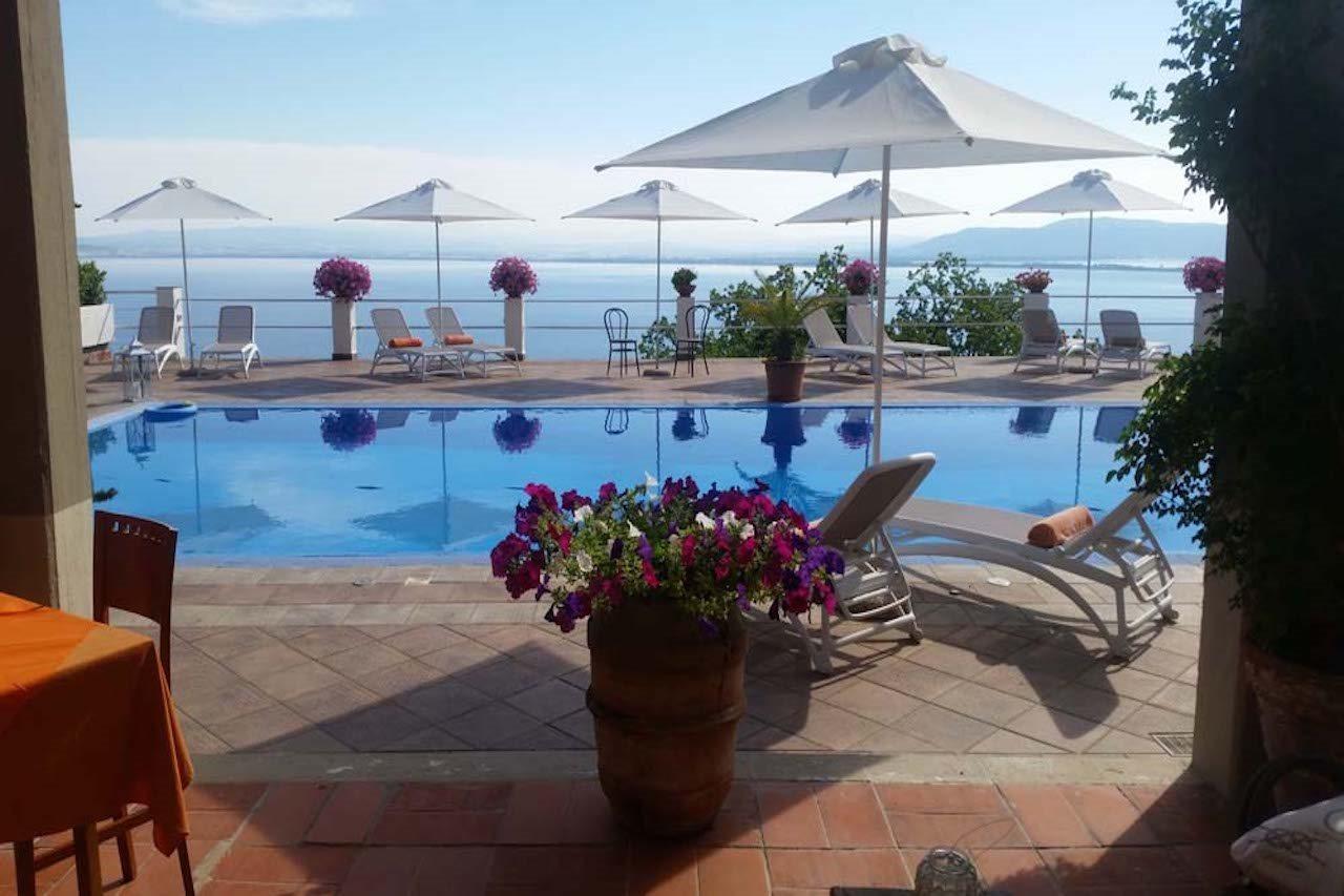 Hotel Vittoria Porto Santo Stefano Kültér fotó