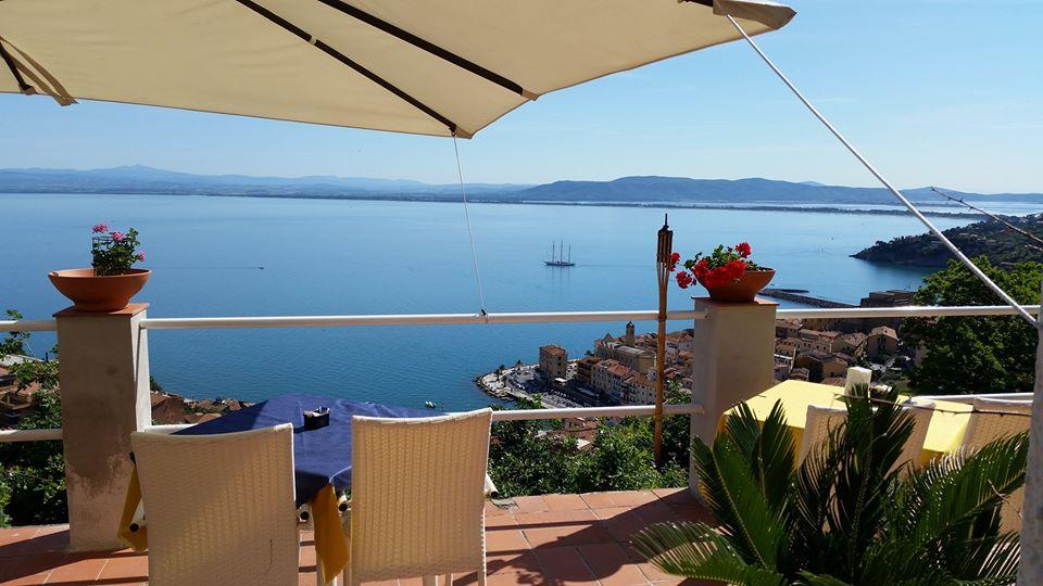 Hotel Vittoria Porto Santo Stefano Kültér fotó
